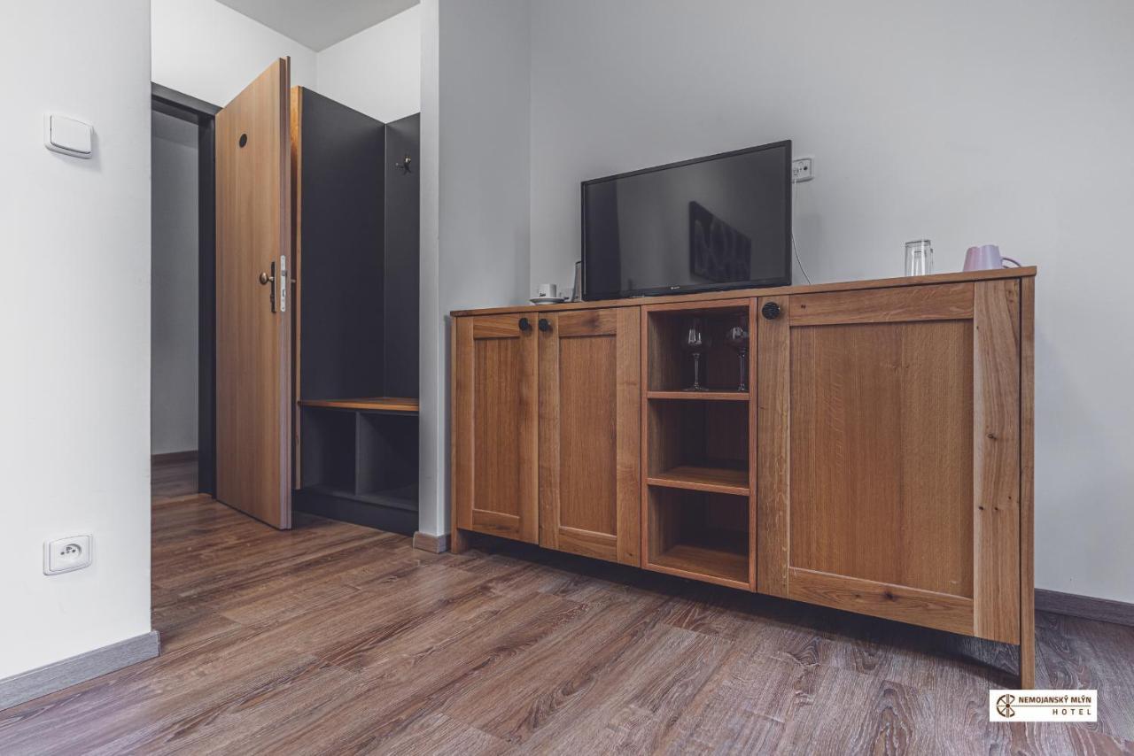 Hotel Nemojansky Mlyn Nemojany Экстерьер фото