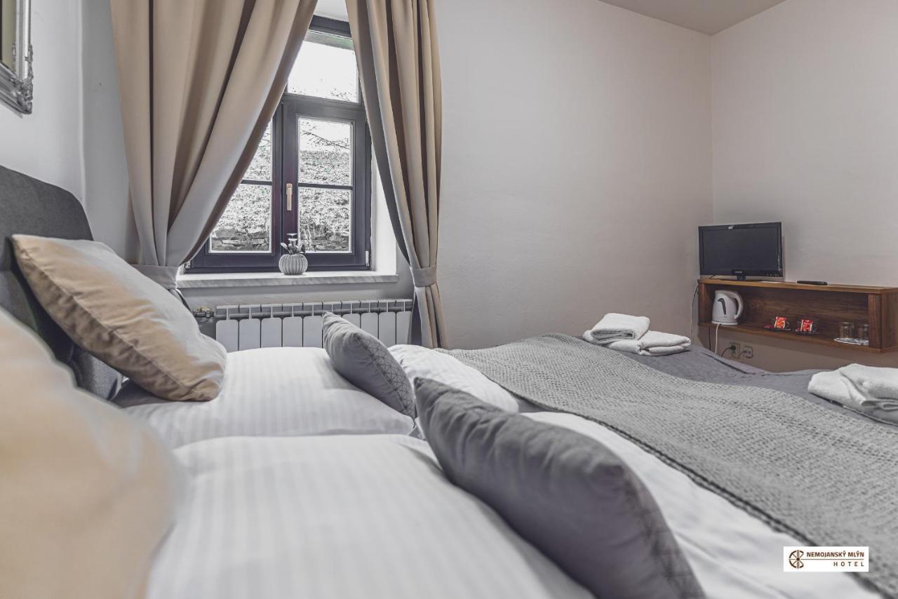 Hotel Nemojansky Mlyn Nemojany Экстерьер фото