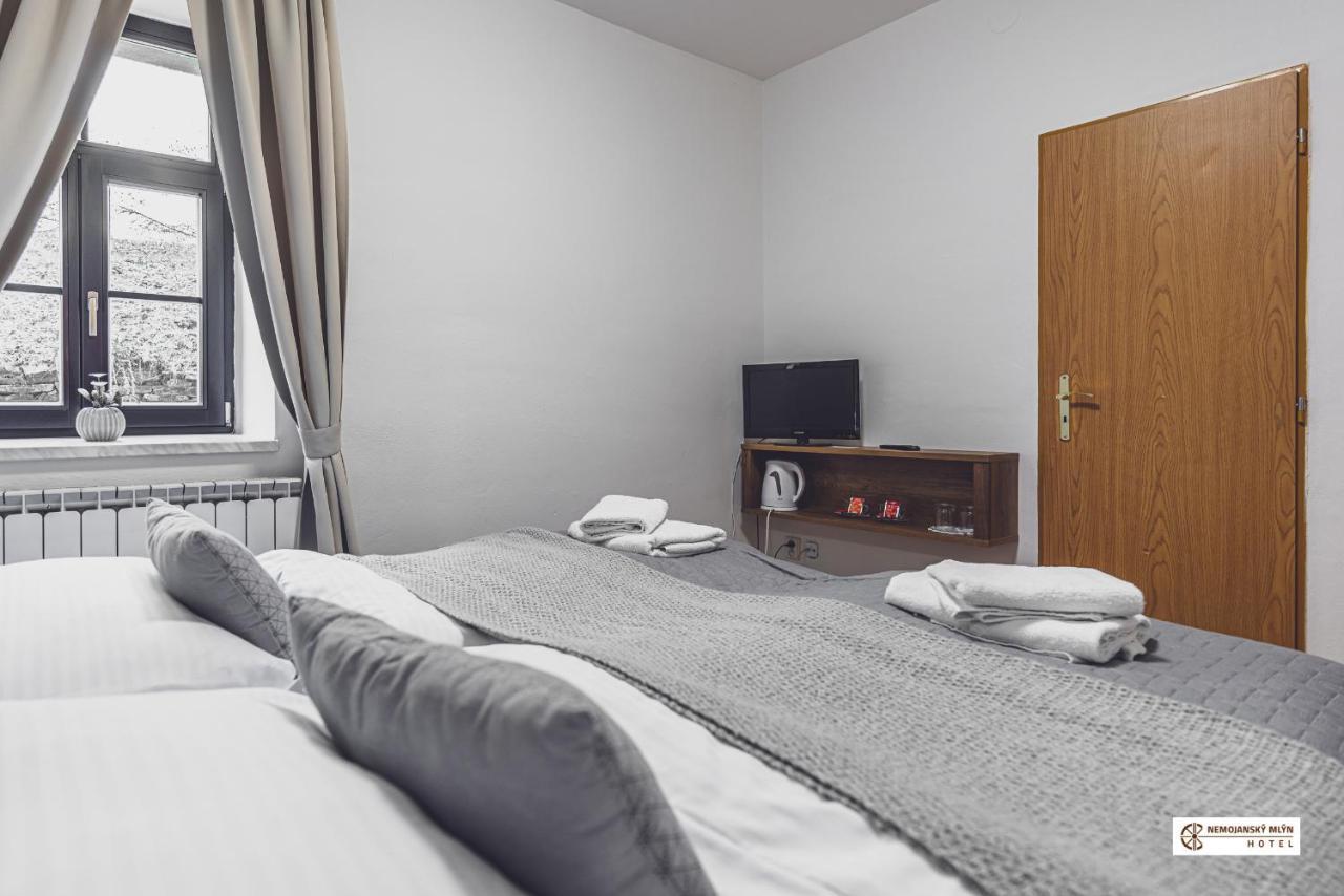 Hotel Nemojansky Mlyn Nemojany Экстерьер фото