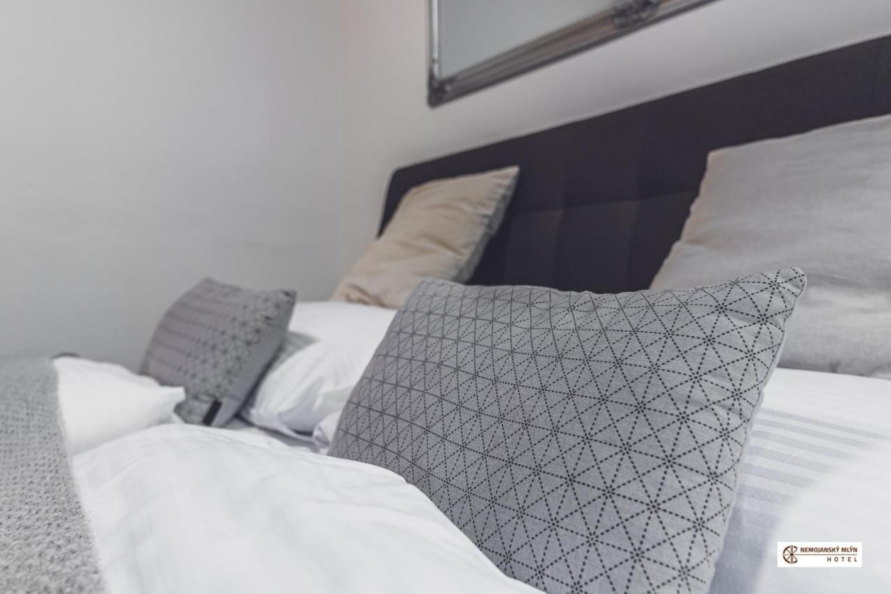 Hotel Nemojansky Mlyn Nemojany Экстерьер фото