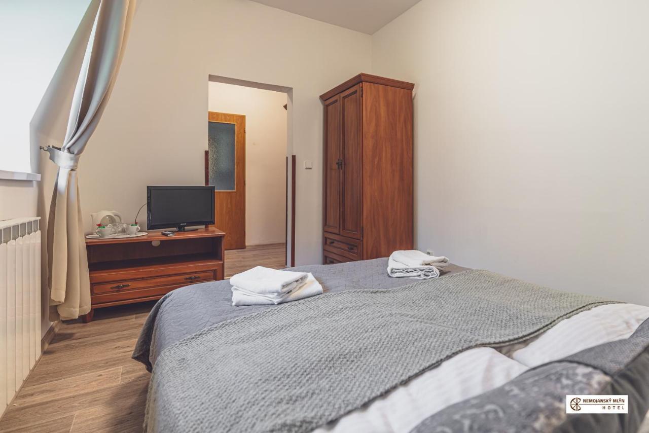 Hotel Nemojansky Mlyn Nemojany Экстерьер фото