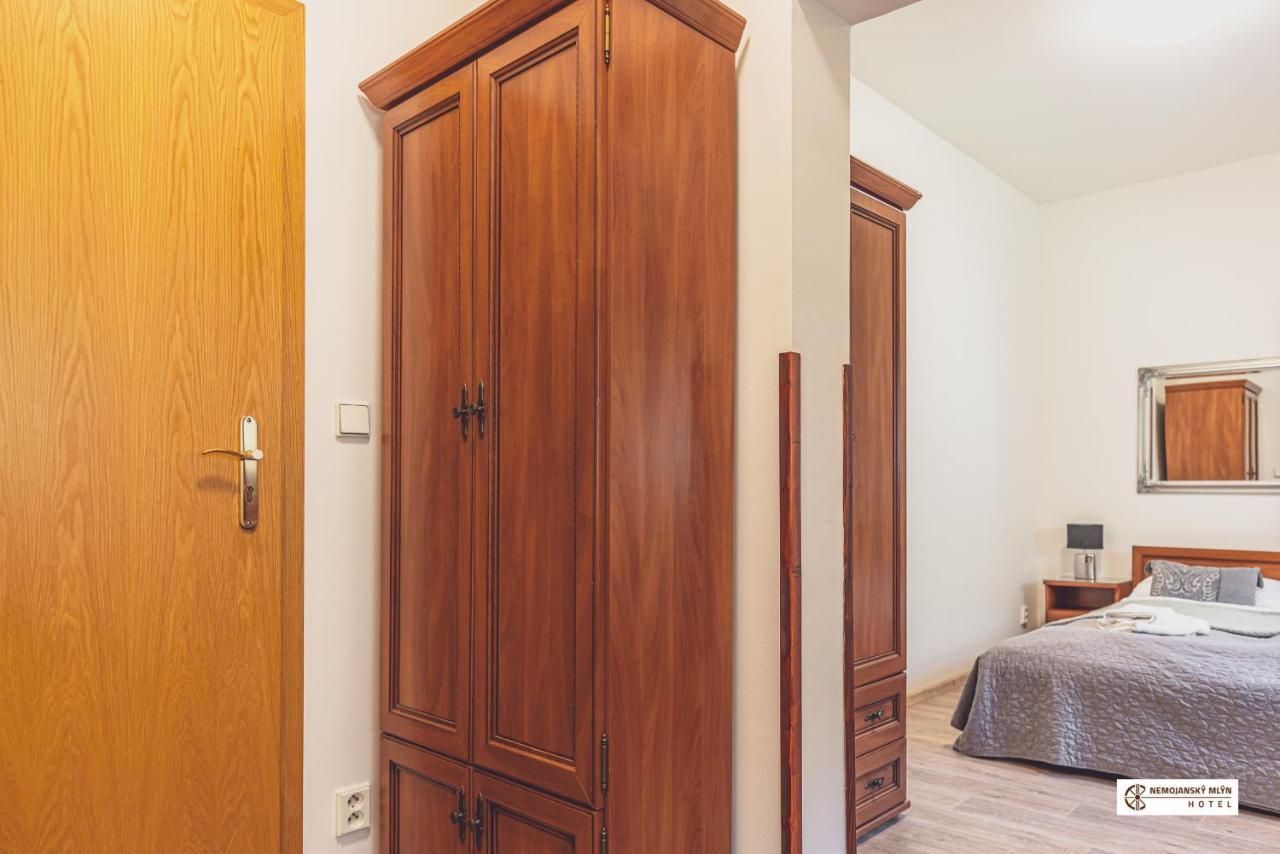 Hotel Nemojansky Mlyn Nemojany Экстерьер фото