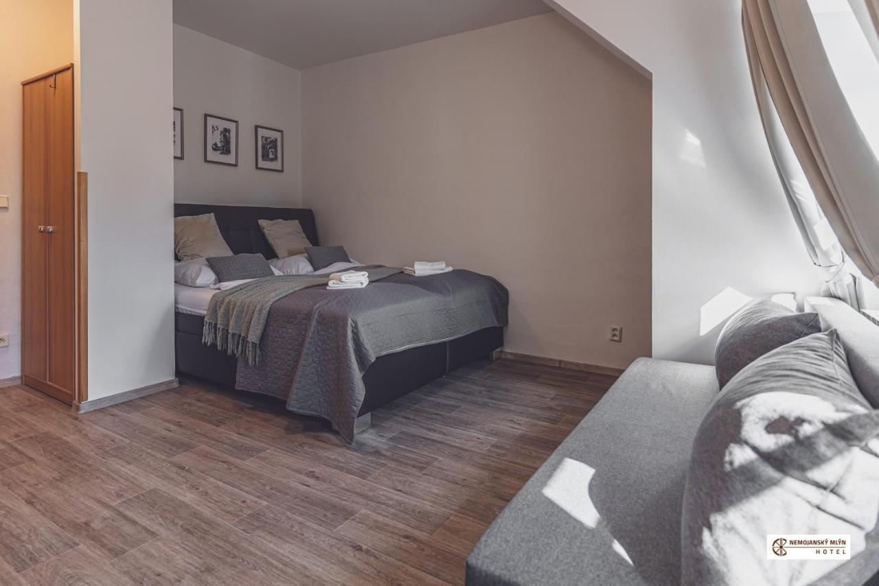 Hotel Nemojansky Mlyn Nemojany Экстерьер фото