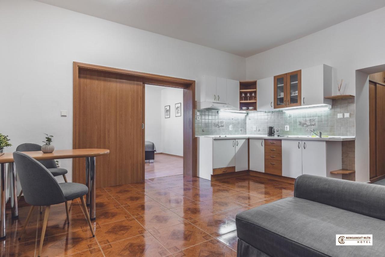 Hotel Nemojansky Mlyn Nemojany Экстерьер фото