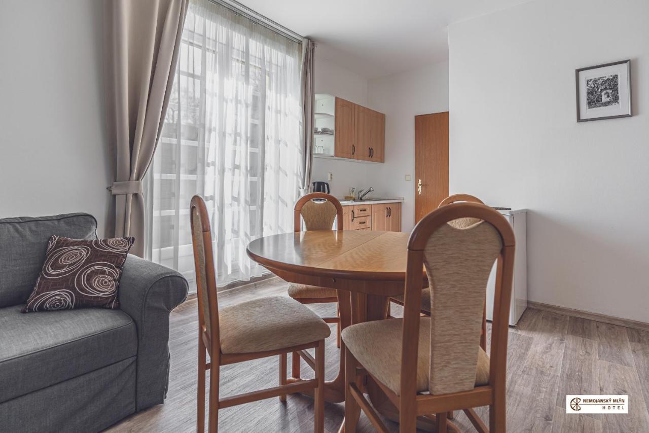 Hotel Nemojansky Mlyn Nemojany Экстерьер фото